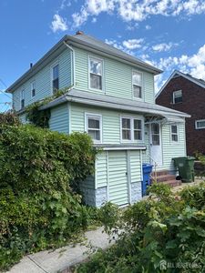 42 Quaid St, Sayreville, NJ, 08872