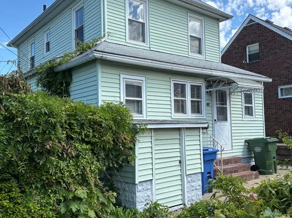 42 Quaid St, Sayreville, NJ 08872