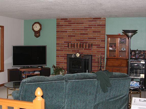 Living Room - North wall