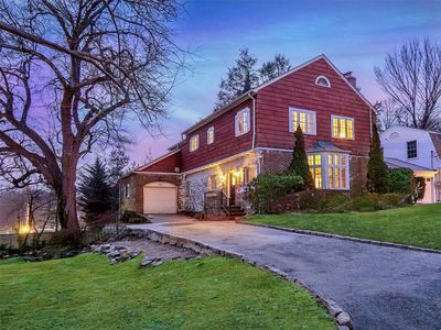 432 Hunt Lane, Manhasset, NY, 11030