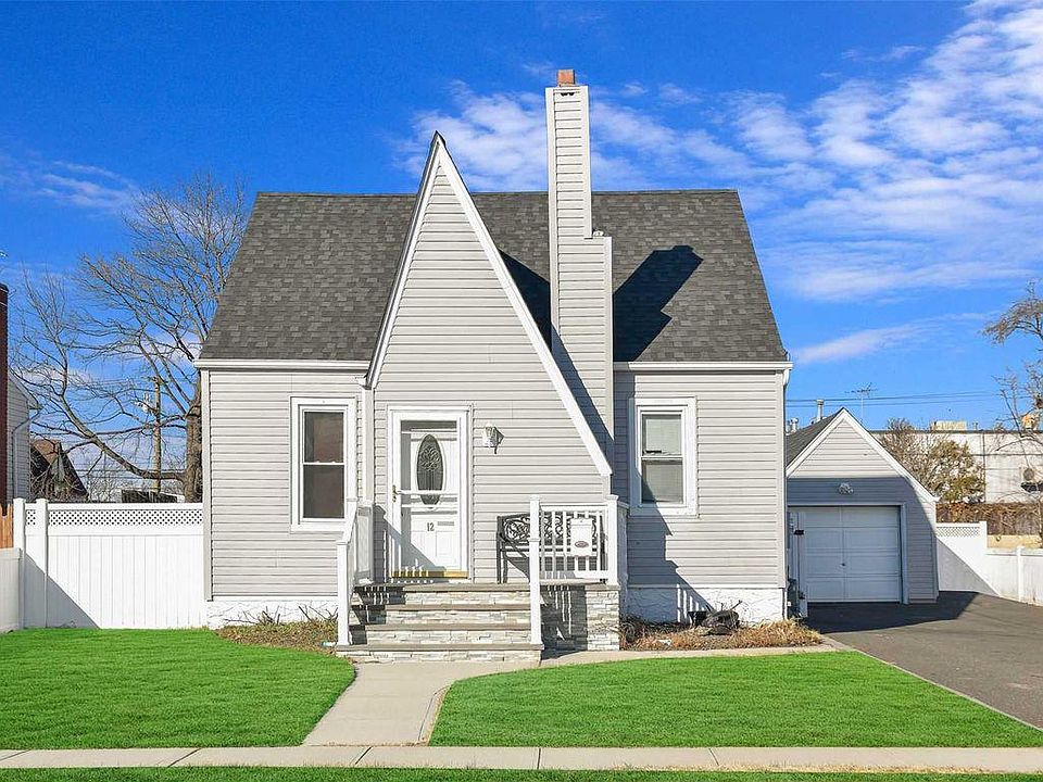 1st image of 12 Beach Ave