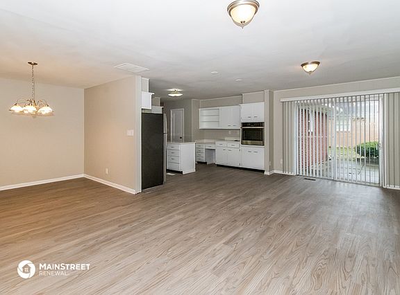 3rd image of 5050 W Kessler Boulevard North Dr