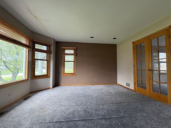 2nd image of 37211 N Sistina Ave