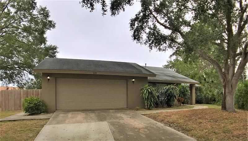 1st image of 120 Windsong Ct