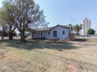 308 W 3rd Ave, White Deer, TX 79097