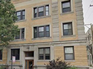 3942 N Fremont St APT 3, Chicago, IL 60613