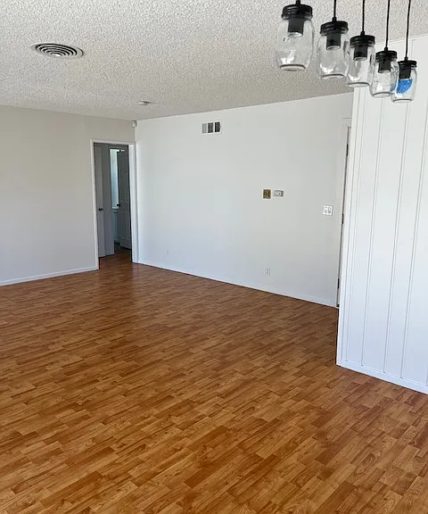 22959 Vose St — Photo 21