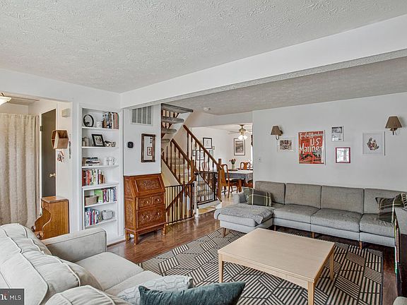5th image of 8061 Croydon Way