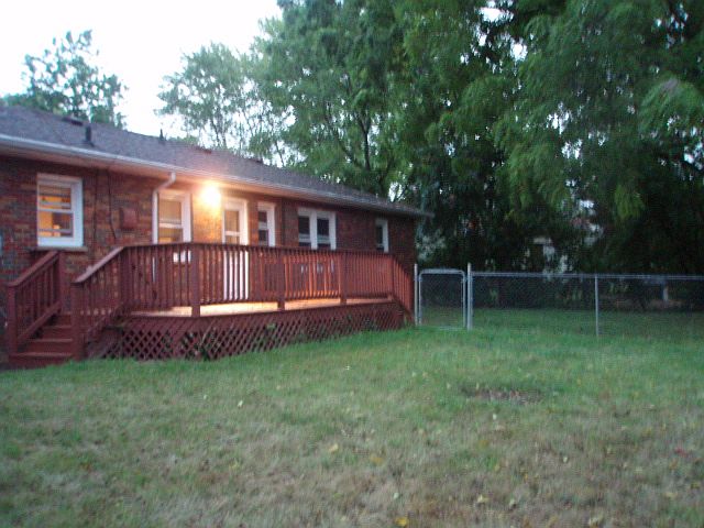1st image of 30 S Mansfield St