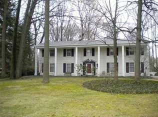 360 Rose Lane St SW, North Canton, OH 44720