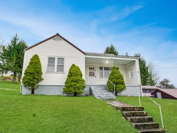 900 E State Ave, Terra Alta, WV 26764