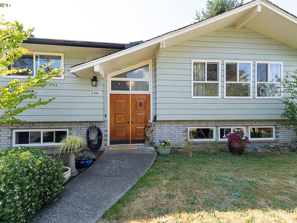 1st image of 2454 Seine Rd