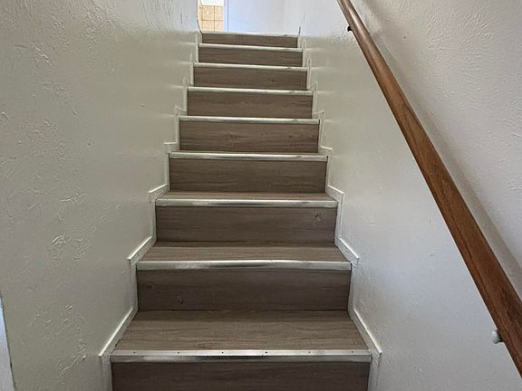 5th image of 4300 N Barnes Ave #220