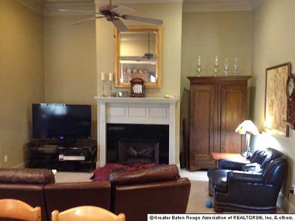 3rd image of 2060 Aubinwood Dr