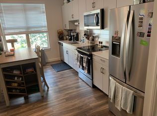 14 Island Hill Ave UNIT 305, Melrose, MA 02176