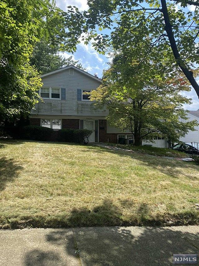 44 Longview Ct, Paramus, NJ 07652 Zillow