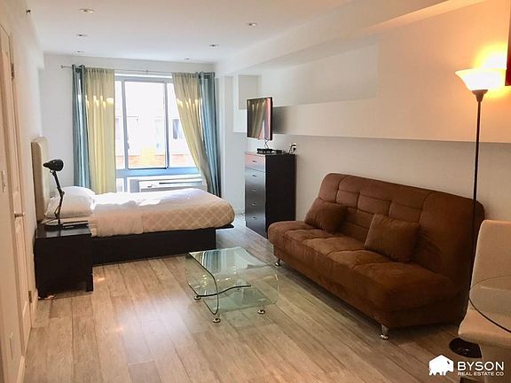 2nd image of 521 W 48th St #2G
