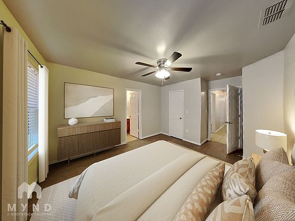4th image of 311 N Chicago Ave #B