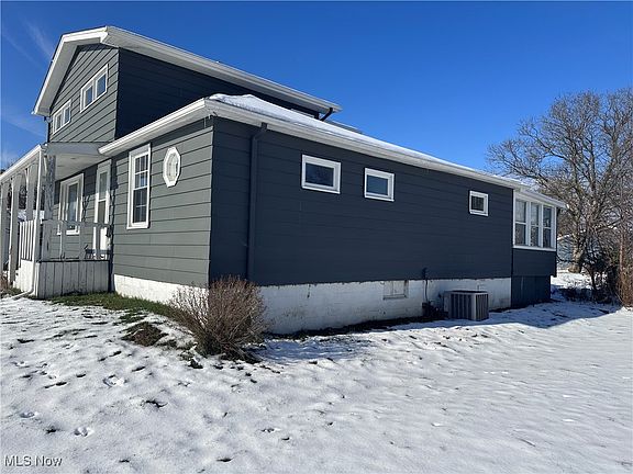 2nd image of 2117 W 19th St
