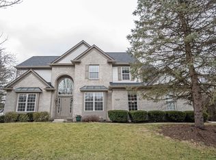 7611 Prairie View Dr, Indianapolis, IN 46256