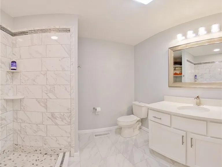 5511 Staunton Ave SE — Photo 8