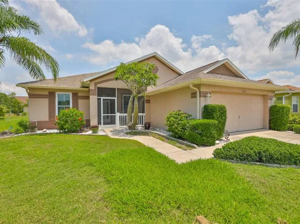 2316 Lyndhurst Dr, Sun City Center, FL 33573