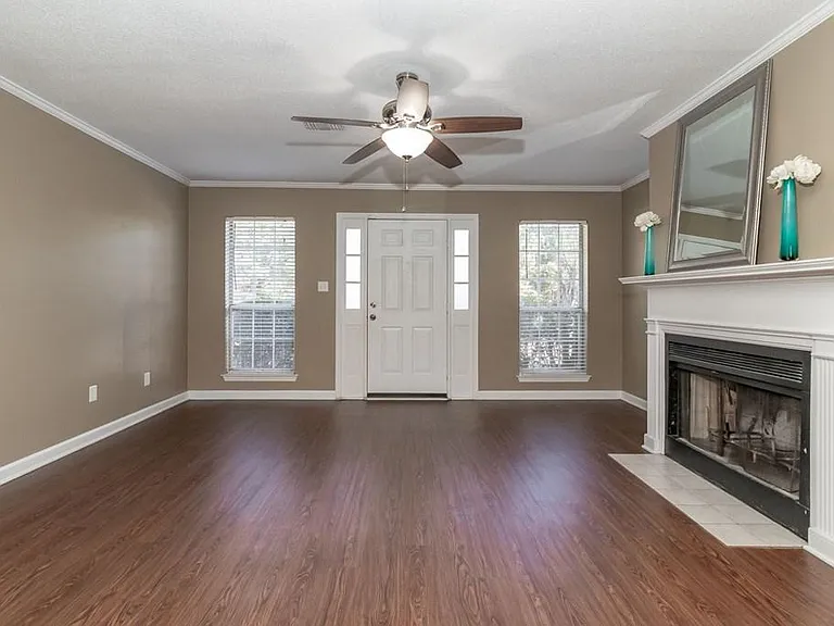 2018 Briar Ct — Photo 16