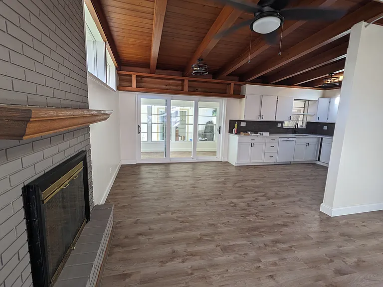 4038 NW 13th Ave — Photo 7