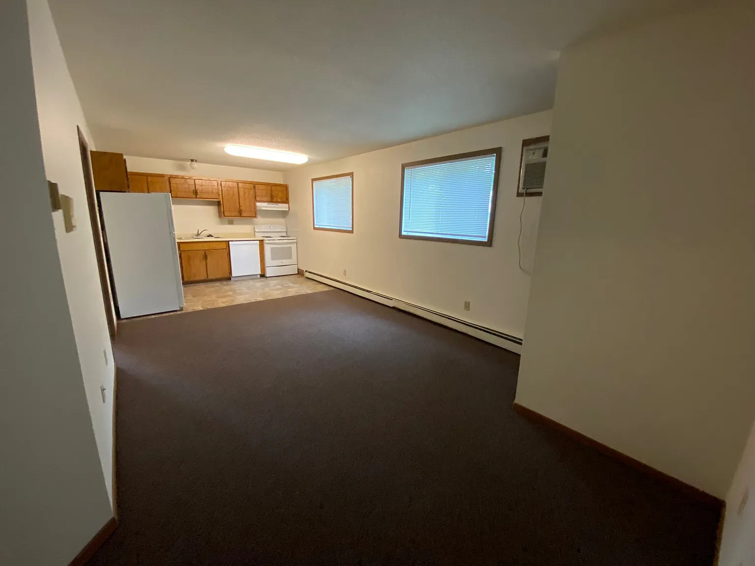 4 bed, 1250 sqft, $1,395 — Photo 4