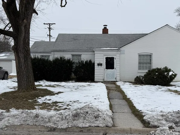 1811 N Raynor Ave, Crest Hill, IL 60403