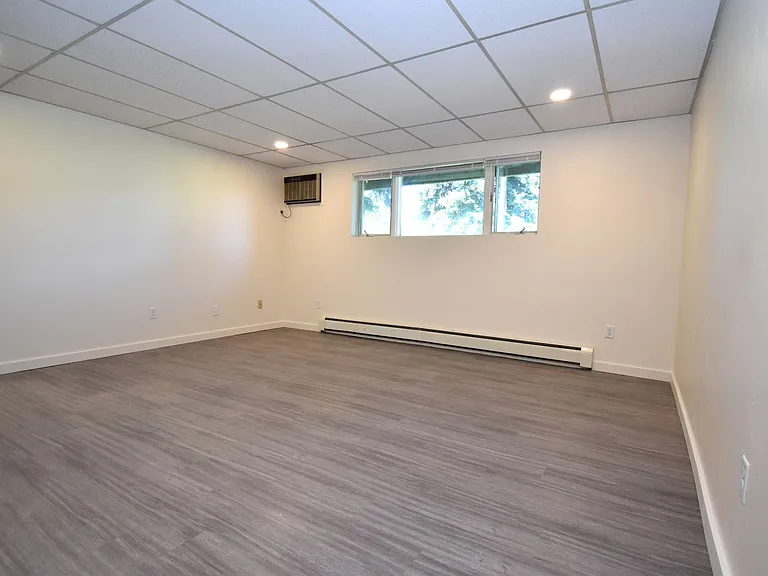 805 W Villard St #1 — Photo 3