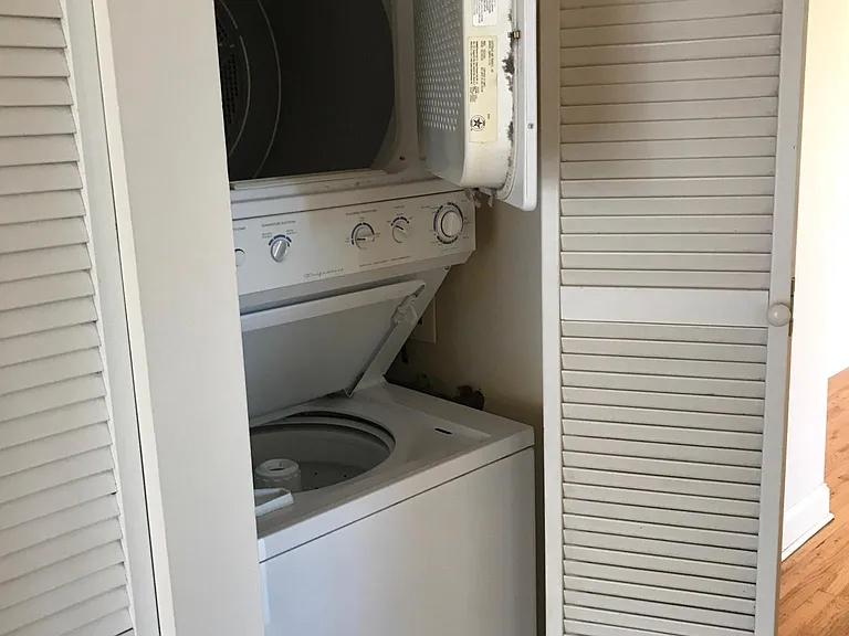 6151 N Hamilton Ave #2 — Photo 8