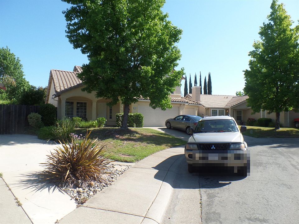 1st image of 206 Epworth Ct