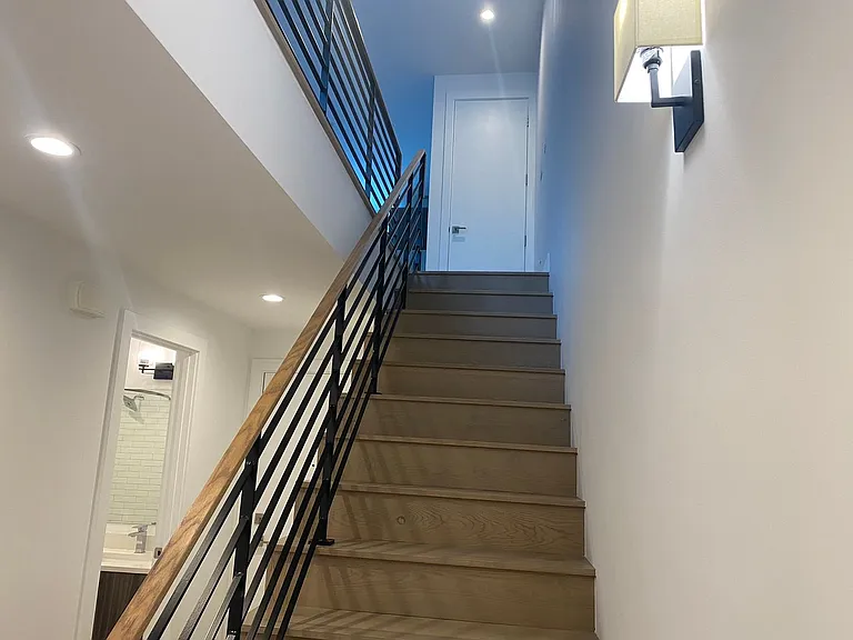 2465 Walnut St #9 — Photo 19
