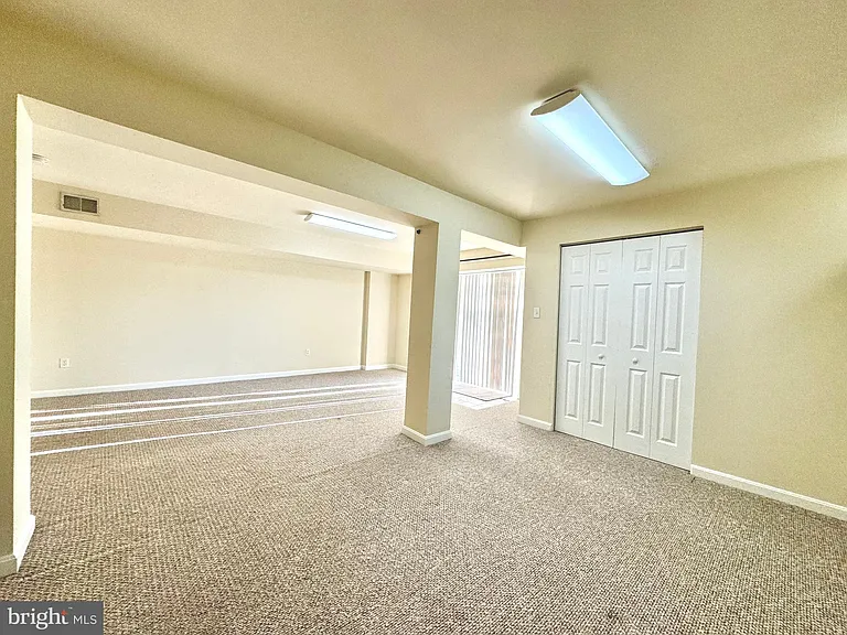 22006 Stone Pier Ln — Photo 32