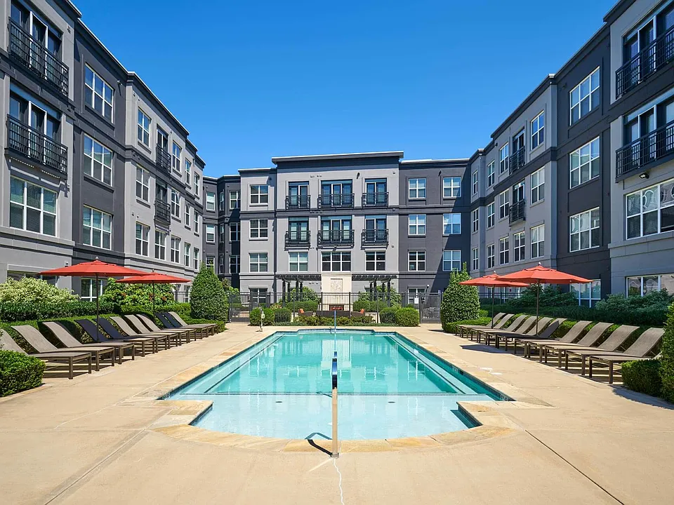 Domain College Park