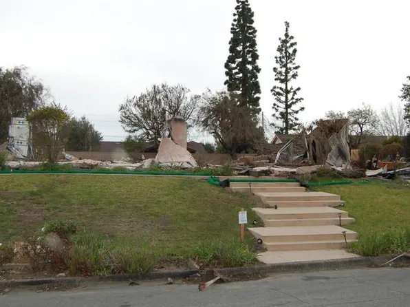 3165 Old Coach Dr, Camarillo, CA 93010
