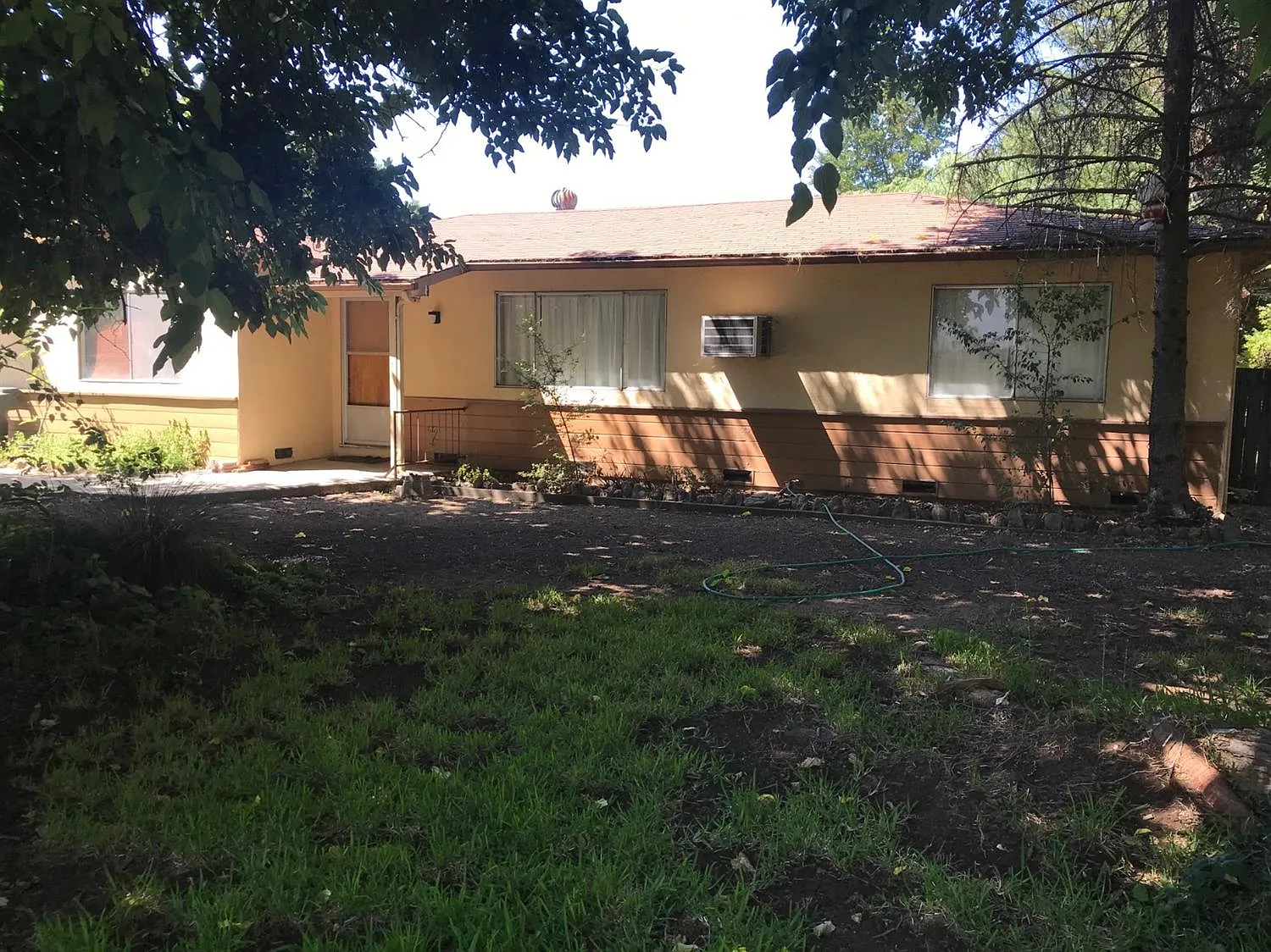 7938 Carmencita Ave photo 1