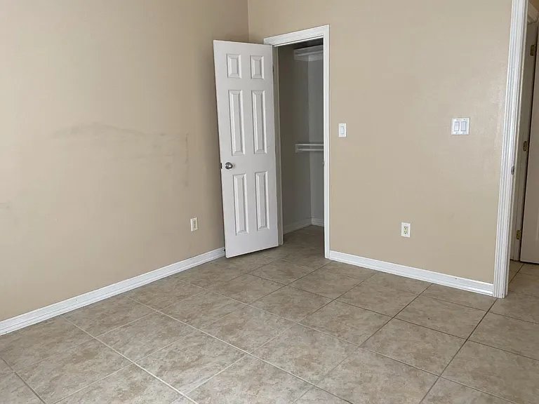 1506 Highway 100 #205 — Photo 8