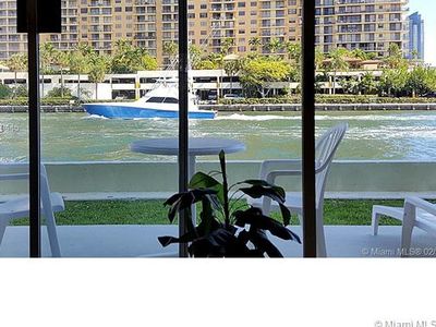 4000 NE 169th St APT 102, North Miami Beach, FL, 33160