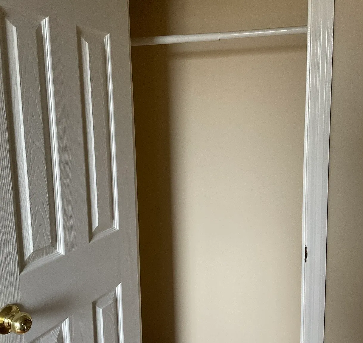 1 bed, 600 sqft, $1,050 — Photo 4