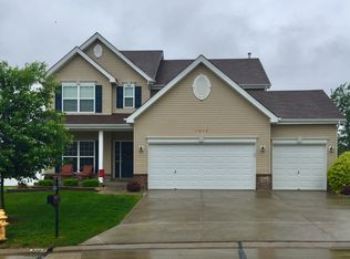 1915 Teresa Fields Ln, Lake Saint Louis, MO 63367