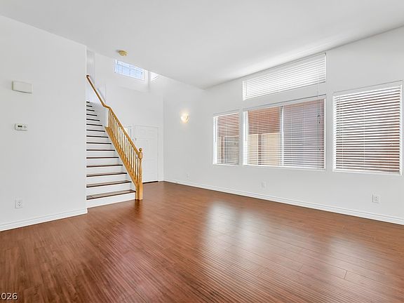 4th image of 9123 Weeping Hollow Ave