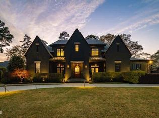 2127 Ridge Rd, Raleigh, NC 27607