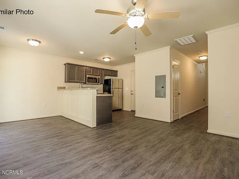 457 Sullivan Loop Rd — Photo 3