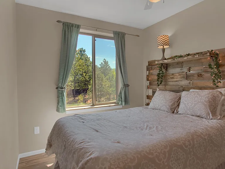 1255 Michael Ln #B — Photo 7
