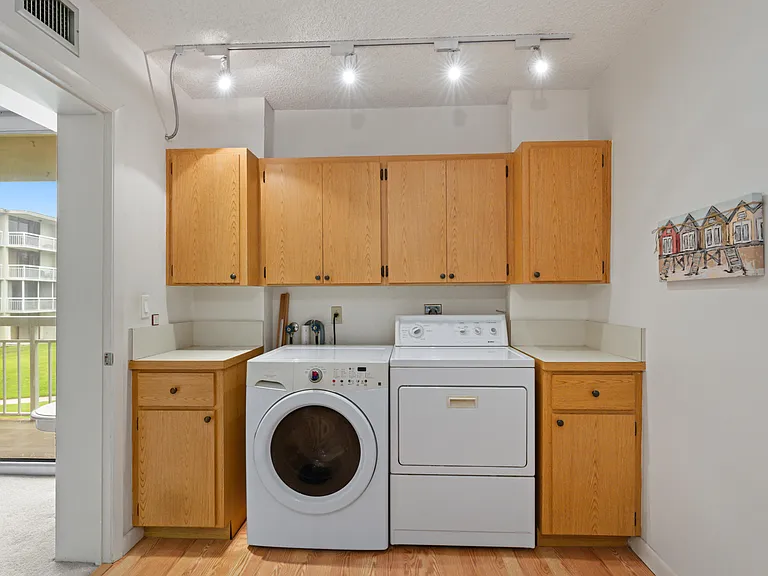 2621 Village Blvd #203 — Photo 16