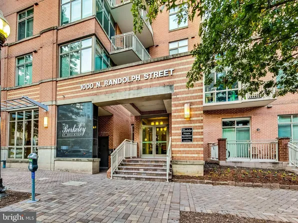 1000 N Randolph St APT 602, Arlington, VA 22201