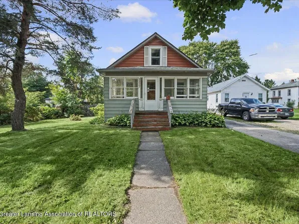 2227 Turner St, Lansing, MI 48906