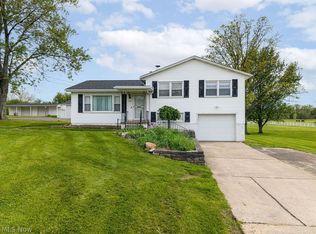 2460 Blake Rd, Wadsworth, OH 44281